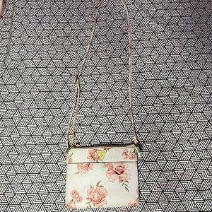 Guess rose crossbody bag